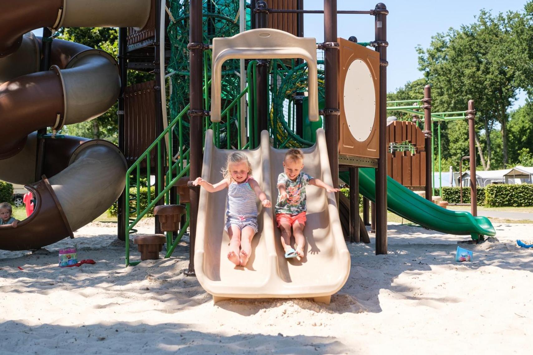Camping De Pallegarste - Voor Uw Vakantiebestemming! Marienberg Екстериор снимка